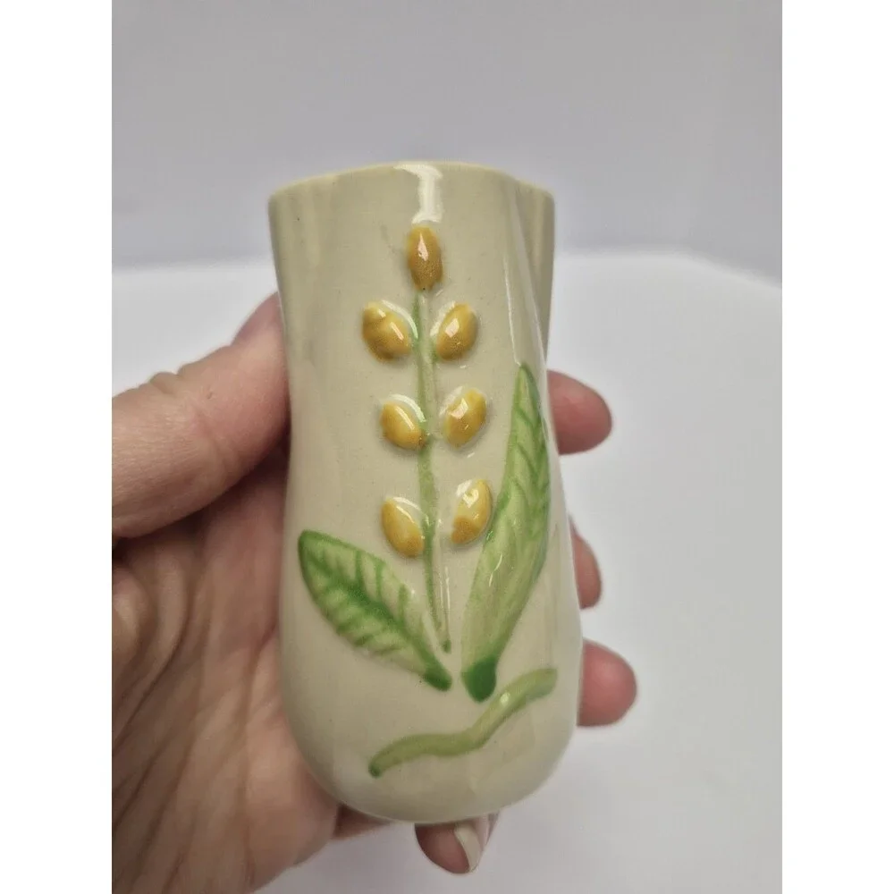 Vintage Shawnee USA Art Pottery Wheat Mini Vase 3 3/8